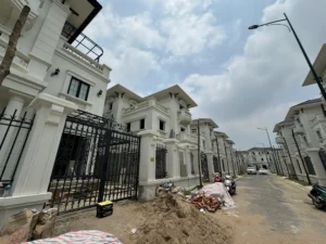 cổng tự động âm sàn